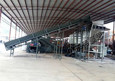 自動(dòng)拆包機(jī)的技術(shù)特點(diǎn)是什么？