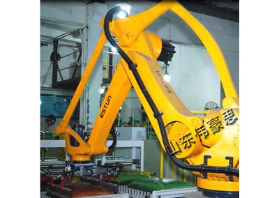 有機(jī)肥碼垛機(jī)器人的優(yōu)勢(shì)是什么