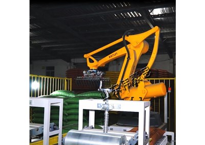 有機(jī)肥碼垛機(jī)器人抓手的工作原理