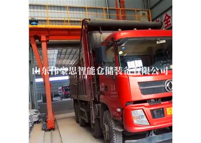 企業(yè)使用塑料顆粒裝車機器人的原因