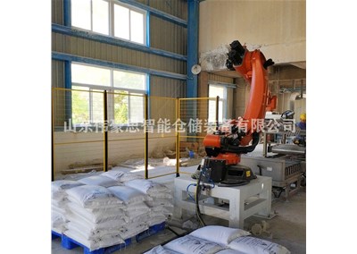 硅藻土全自動包裝碼垛設(shè)備有哪些特點？