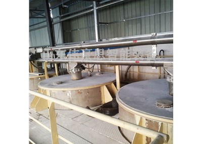 重鈣粉管鏈輸送機材質(zhì)分類