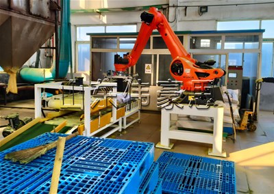 碳酸鈣粉碼垛機(jī)器人 全自動碼垛機(jī)非標(biāo)定制