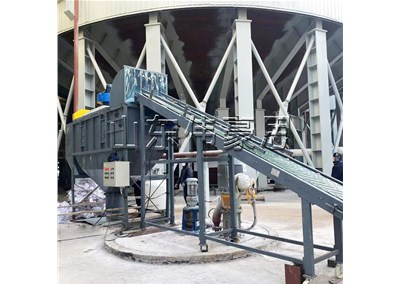 氯化鈣自動破包機(jī) 智能破袋機(jī)設(shè)備優(yōu)點(diǎn)