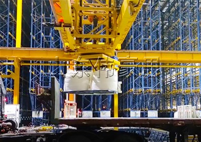 800KG硫磺全自動(dòng)裝車(chē)機(jī) 噸包智能裝車(chē)設(shè)備現(xiàn)場(chǎng)