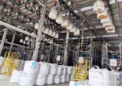 化工顆粒全自動噸袋拆袋機(jī) 噸包全自動破包機(jī)案例