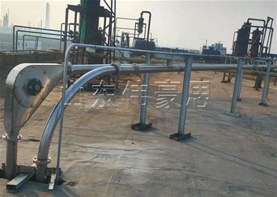 山東管鏈輸送機(jī)供應(yīng)商 石墨粉管鏈?zhǔn)捷斔蜋C(jī)