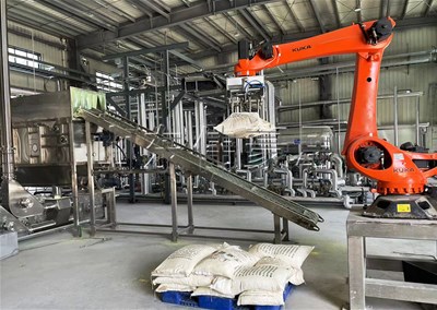 炭粉全自動拆包機(jī)械手解決了哪些問題？