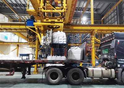 氧化鋁噸袋自動(dòng)裝車機(jī) 全自動(dòng)噸包裝車機(jī)流程